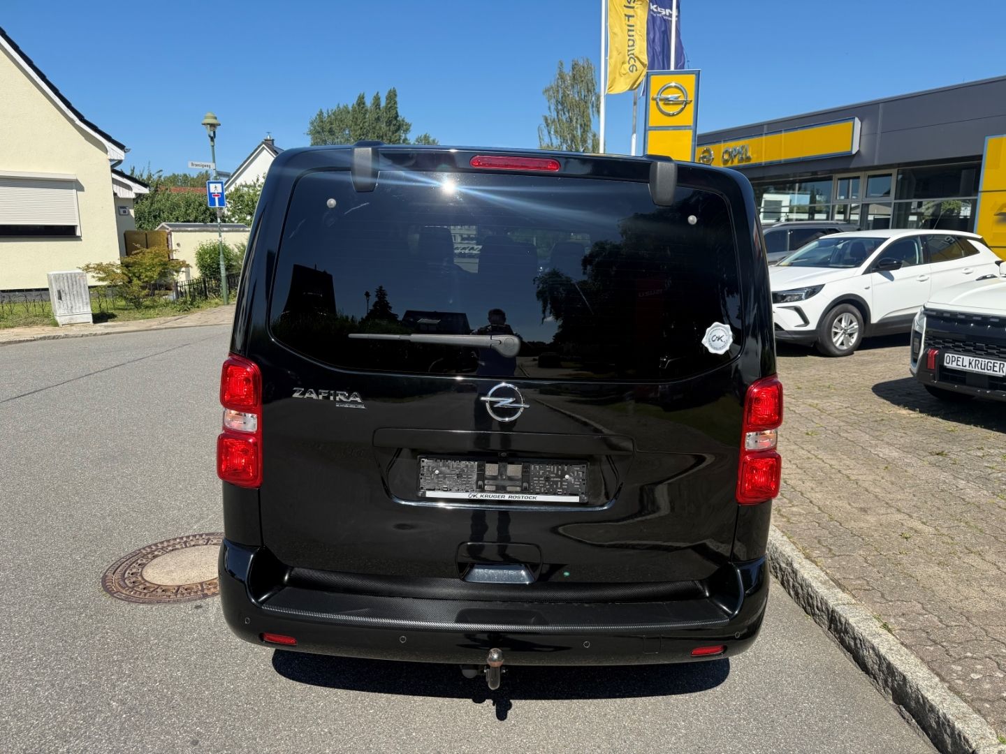 Fahrzeugabbildung Opel Zafira Life Elegance M 2.0 8-Sitzer+Pano+AHK