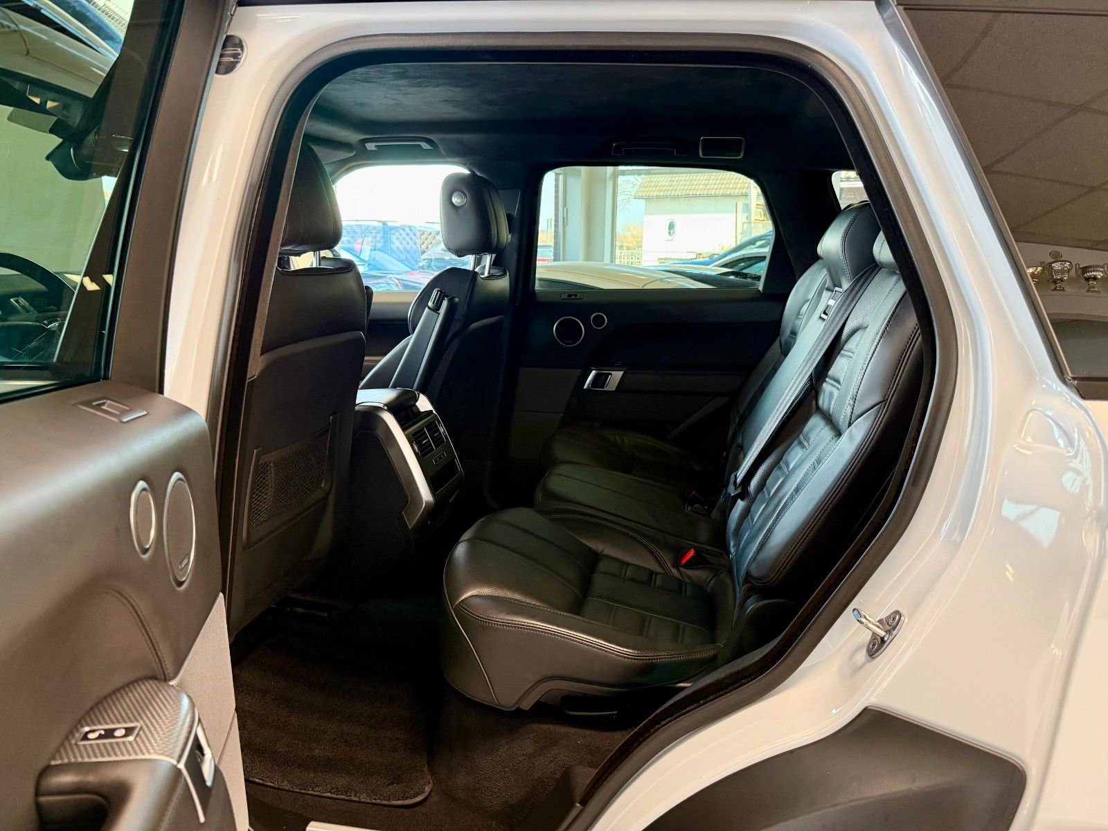 Fahrzeugabbildung Land Rover Range Rover Sport 3.0 SDV6 Autobiography Dynamic