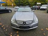 Mercedes-Benz E 250 E Cabrio E 250 CGI BlueEfficiency - Mercedes-Benz E-Klasse aus 2011: Cabrio