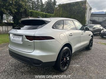 Jaguar F-Pace - 7
