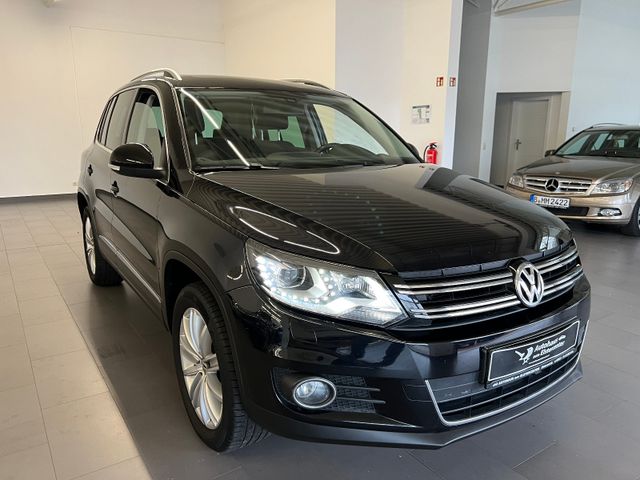 Volkswagen Tiguan Sport&Style 4Motion Klima Xenon PDC Pano