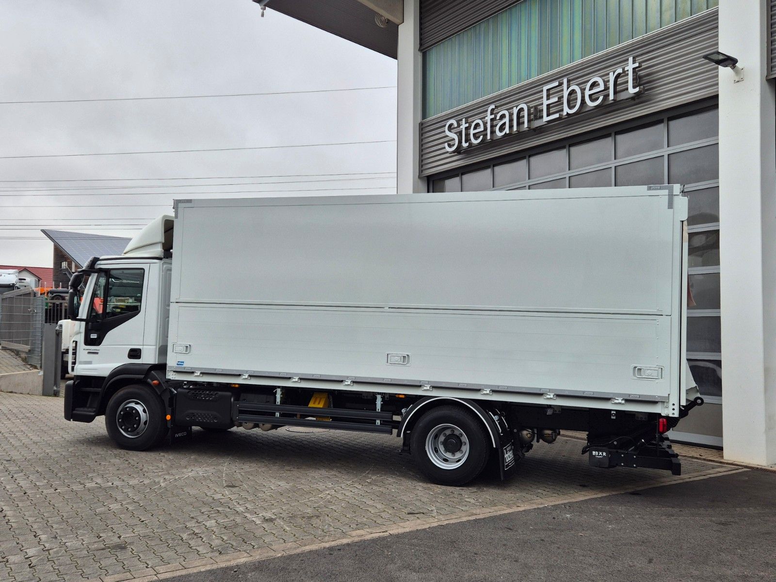 Fahrzeugabbildung Iveco Eurocargo ML160E28/FP Böse Schwenkwand LBW 2xAHK