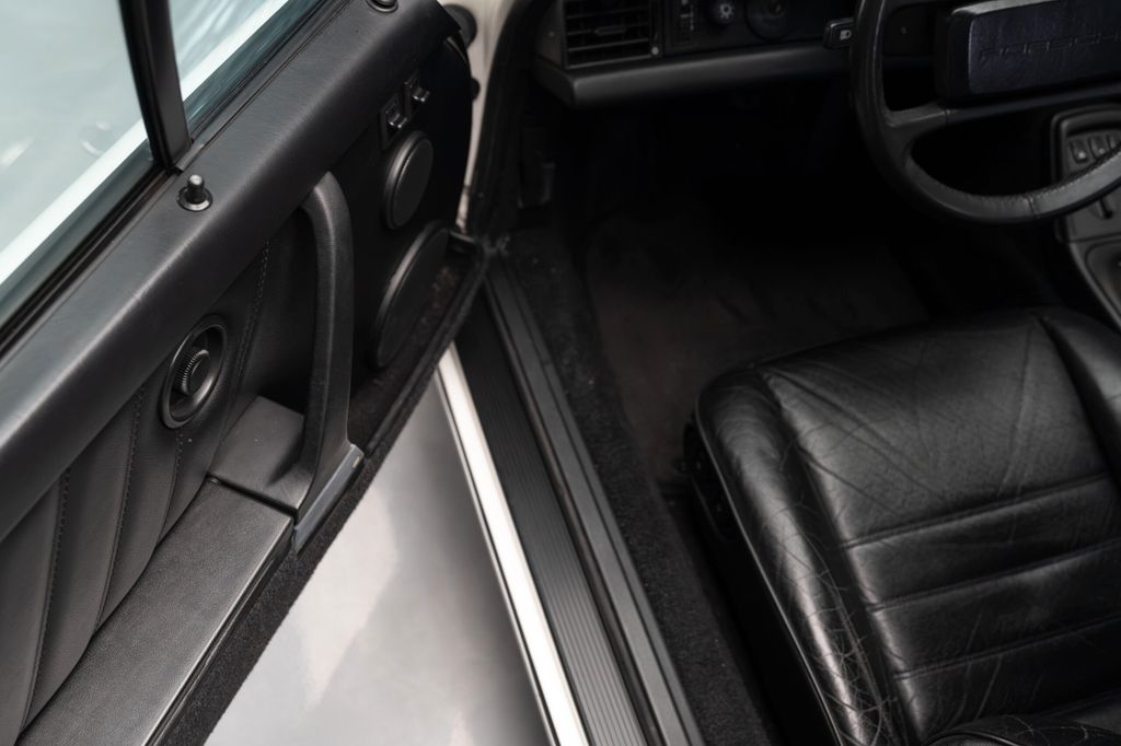PORSCHE 964 1990