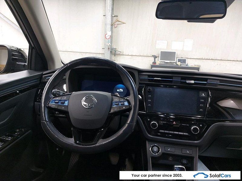 Ssangyong Korando e-Motion Platinum Virtual ACC Navi 1/2 imagem 3