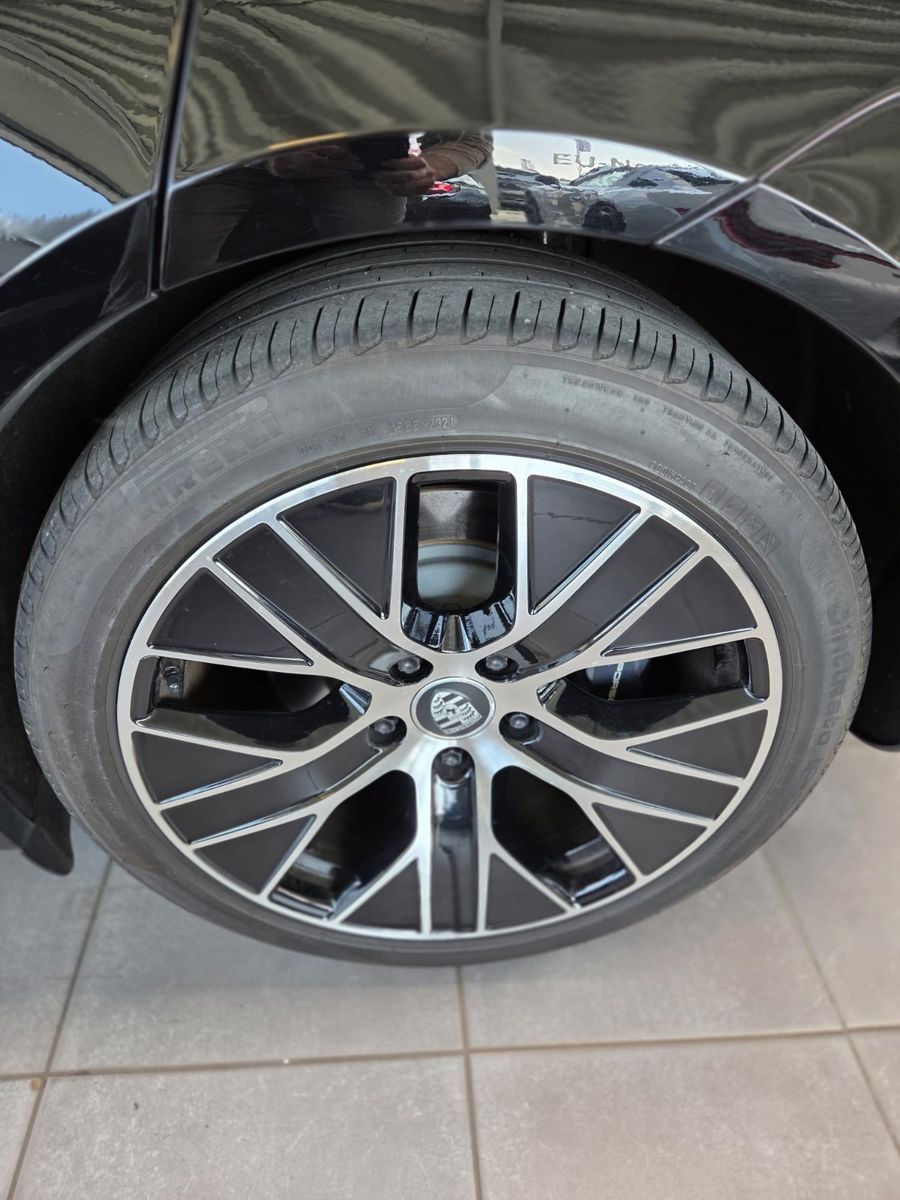 Fahrzeugabbildung Porsche Taycan/Bose/20 Zoll Aero-Rad/Matrix/SOH 91%