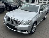 Mercedes-Benz E 350 CGI BlueEfficiency *1.HAND*SCHECKHEFT* - Mercedes-Benz E 350: Limousine, Cgi