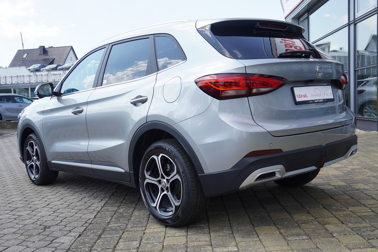 MG ZS