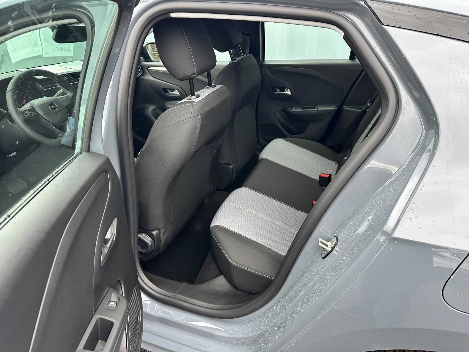 Fahrzeugabbildung Opel Corsa Edition 48V Hybrid Allw.*Sitzh.*Komfortp.