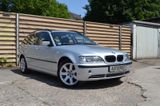 BMW 330 Baureihe 3 Touring 330xi*1.HAND*LEDER*XENON* - BMW 330 aus 2001