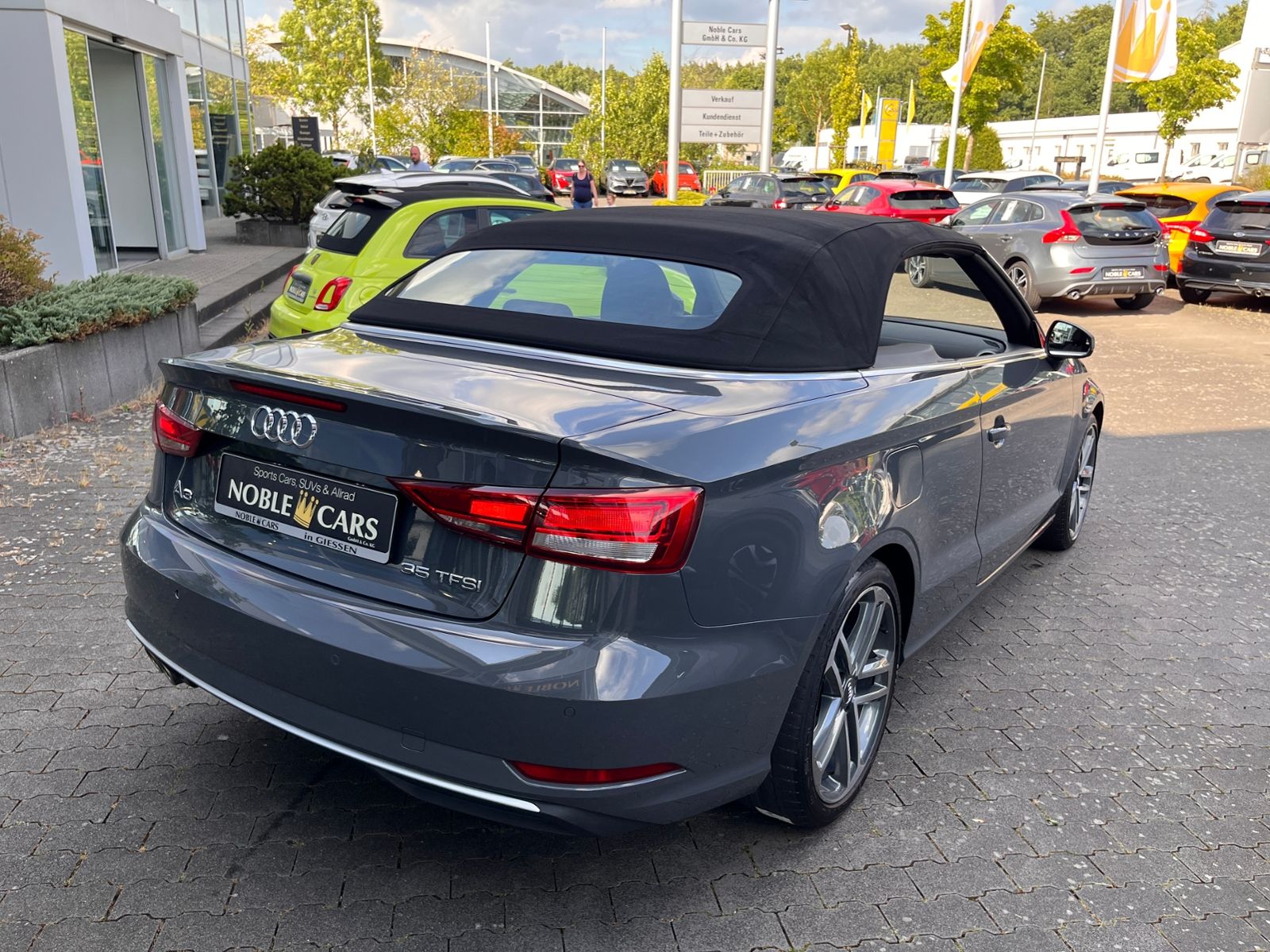 Fahrzeugabbildung Audi A3 Cabriolet 35 TFSI sport XENON RFK NAVI