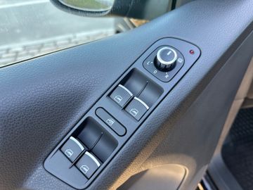 Fahrzeugabbildung Volkswagen Tiguan 2.0 TDI DSG 4MOTION*Panorama*SHZ*Tempomat