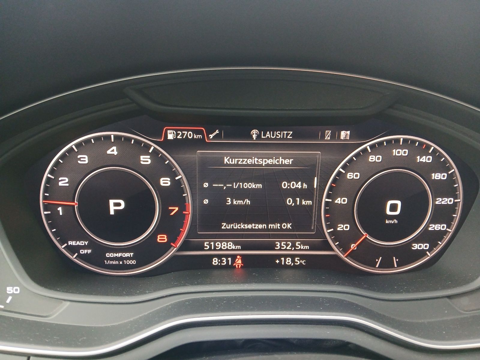Fahrzeugabbildung Audi A4 TFSI sport S-Line-Black LED AHK Navi AVC ACC