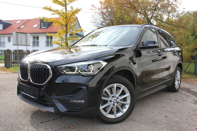 BMW X1 xDrive20d Aut. NaviPlus Kamera AHK HeadUp 1.H