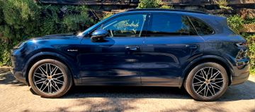 Porsche Cayenne - 4