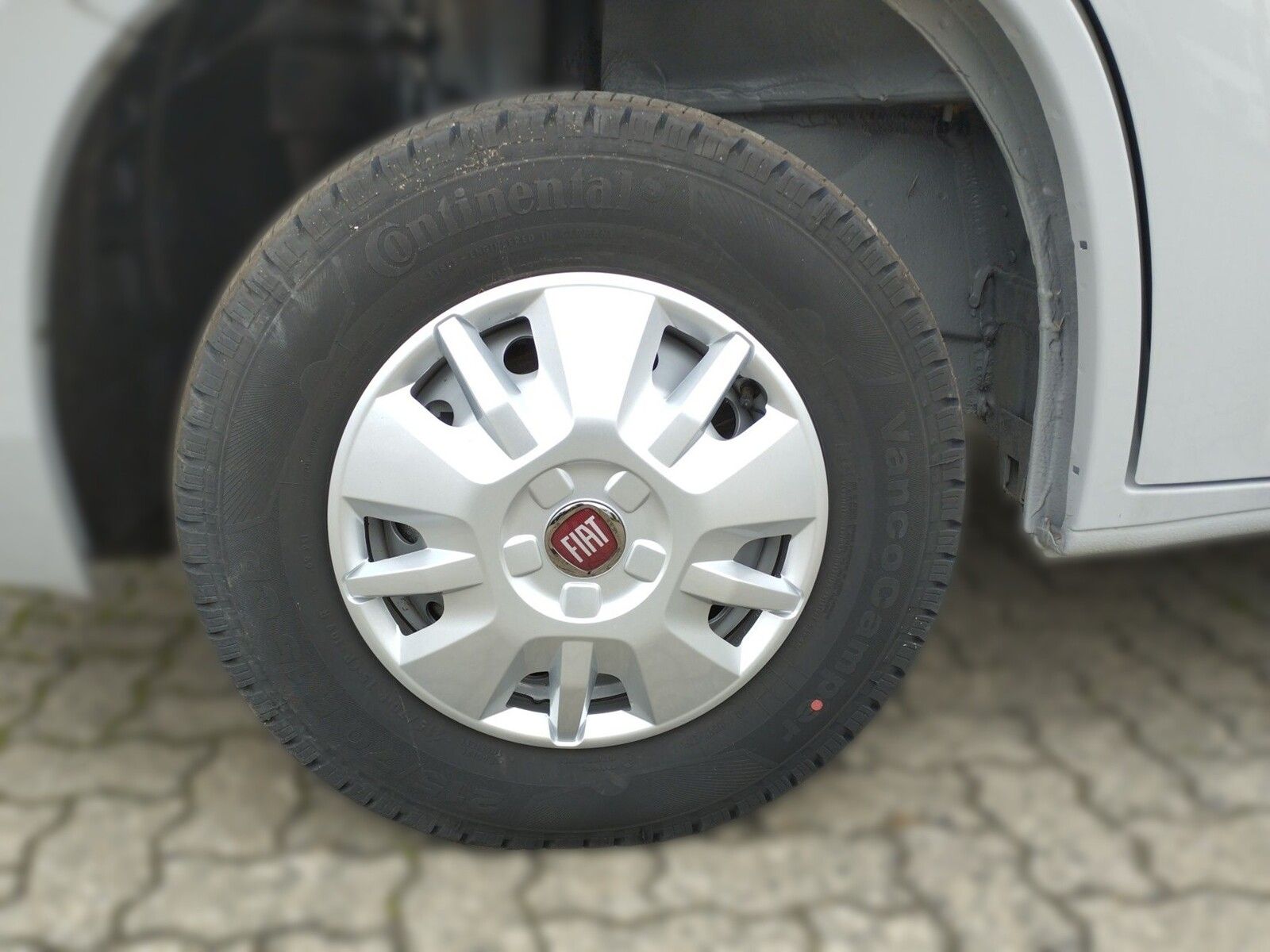 Fahrzeugabbildung Karmann Dexter DE 600 Concept Paket