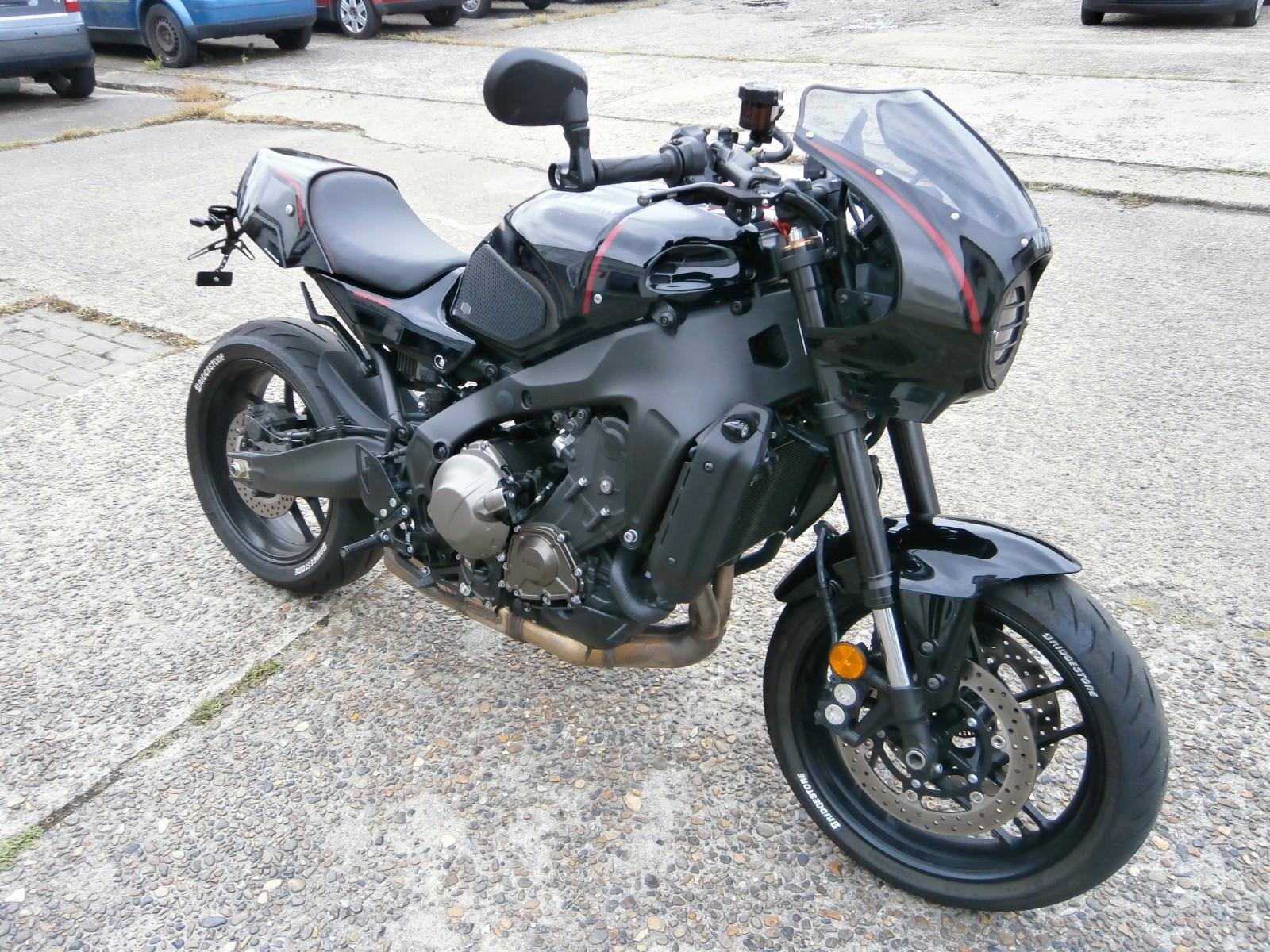 Yamaha XSR900 wie neu schwarz