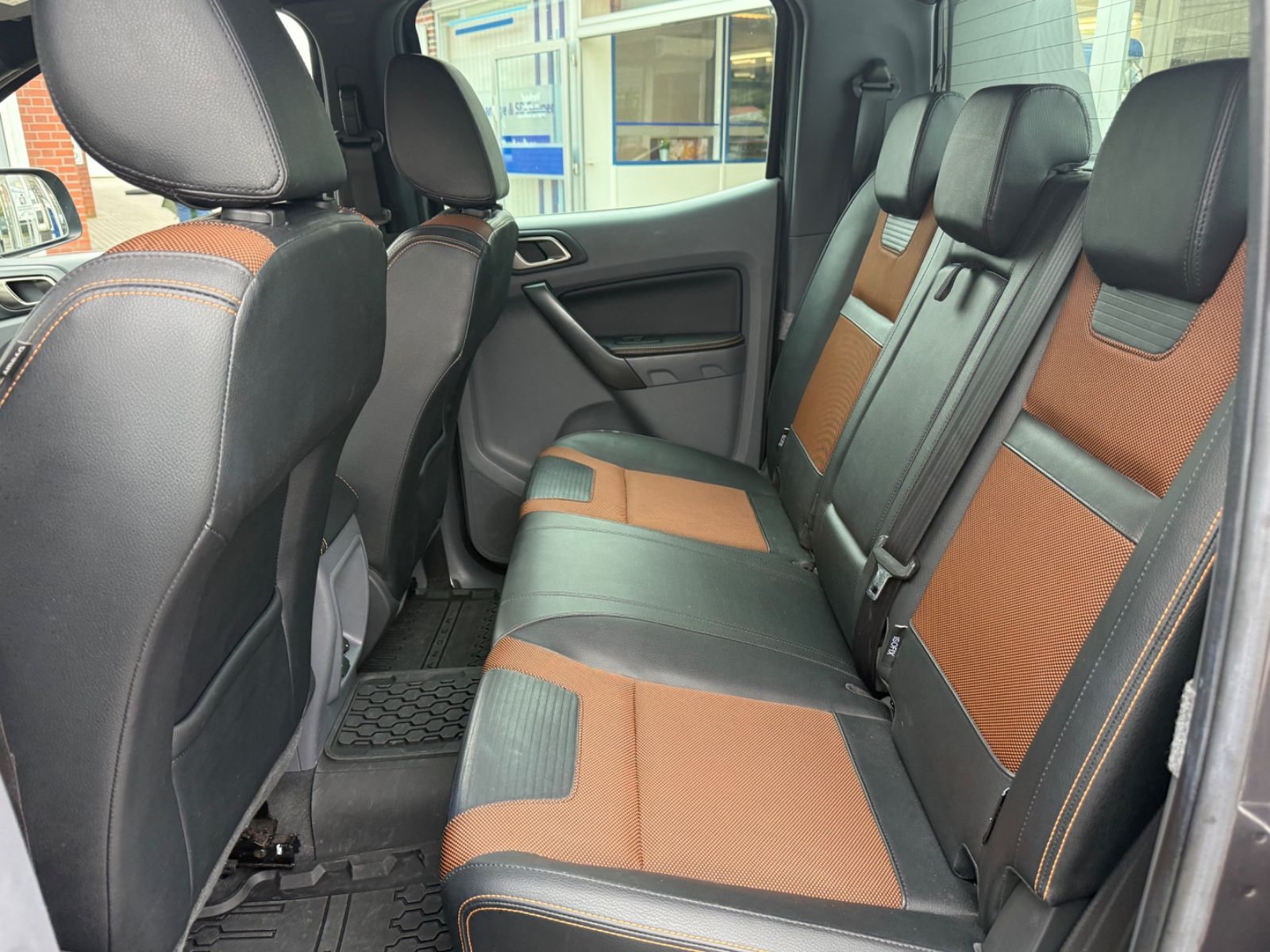 Fahrzeugabbildung Ford Ranger Wildtrak 2.2 TDCI Doka 4x4 Navi/ACC/AHK