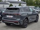 Volkswagen Tiguan 2.0 TDI 4M R-Line PANO*H&K*AHK*MATRIX*20" - Volkswagen Tiguan Jahreswagen: Automatik