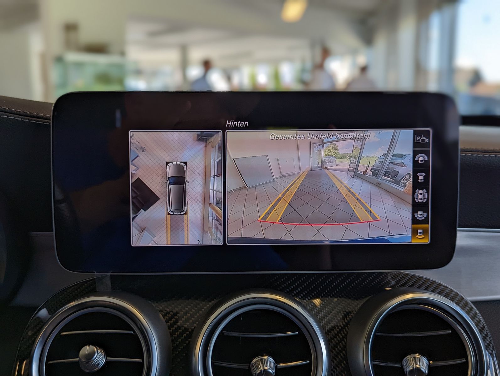 MERCEDES-BENZ C 300 d AMG Multbeam Burmester Memory designo 19 - Image 21