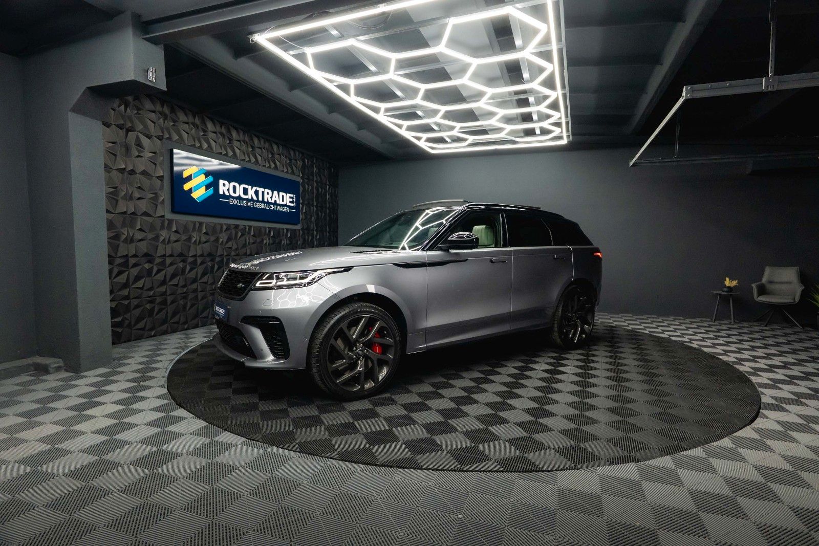 Fahrzeugabbildung Land Rover Velar SV Autobiography Dynamic Edition *ACC*19%*