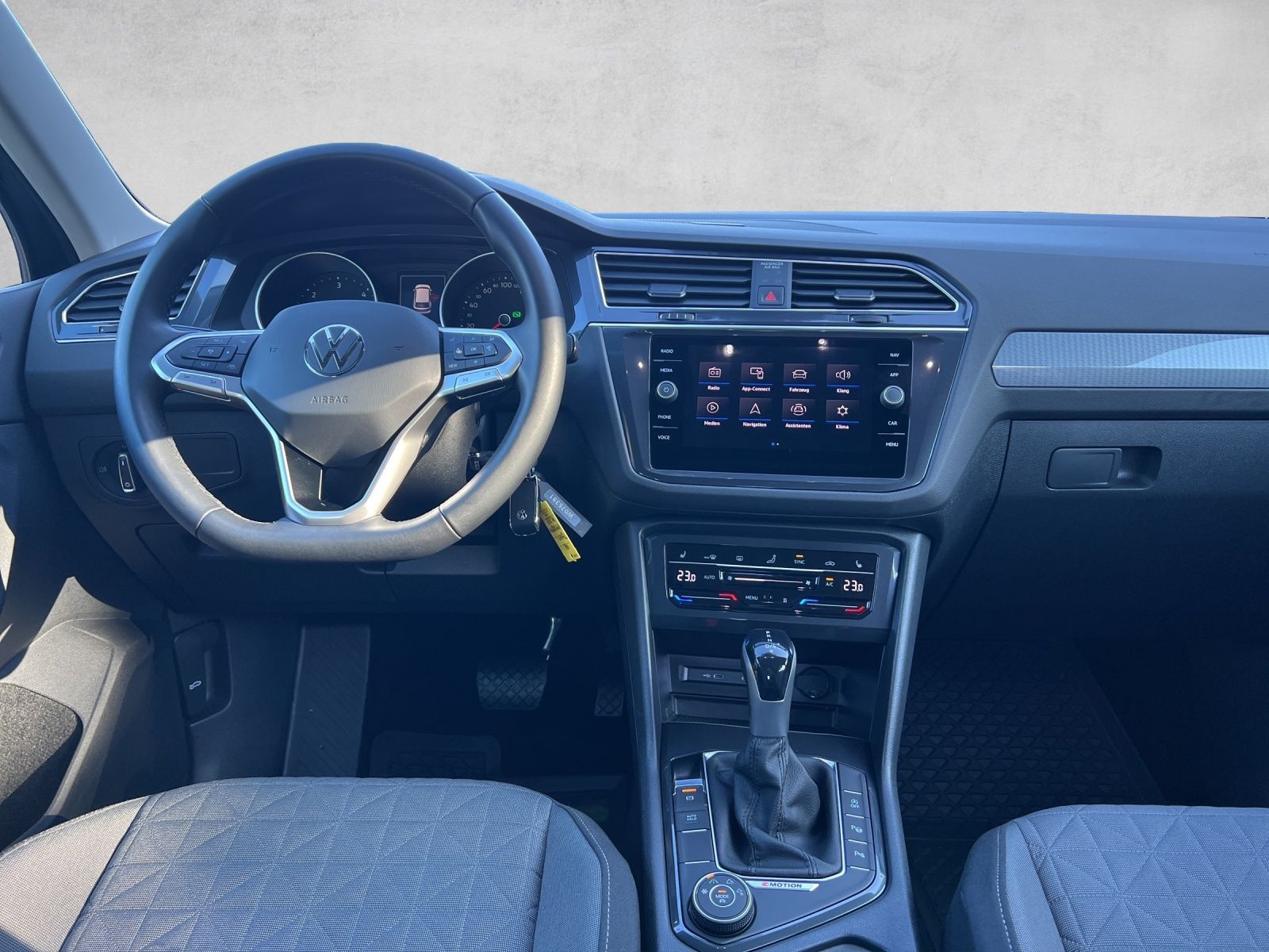 Tiguan Life 2.0 TDI DSG 4M Navi*LED*Standhzg.