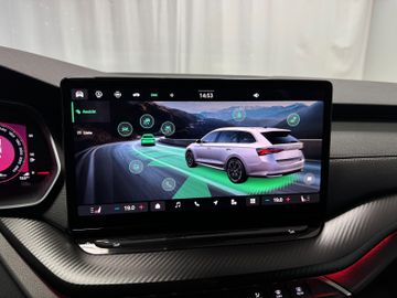 Fahrzeugverkauf 19 Skoda Octavia Combi 1.5 TSI Sportline Matrix AHK