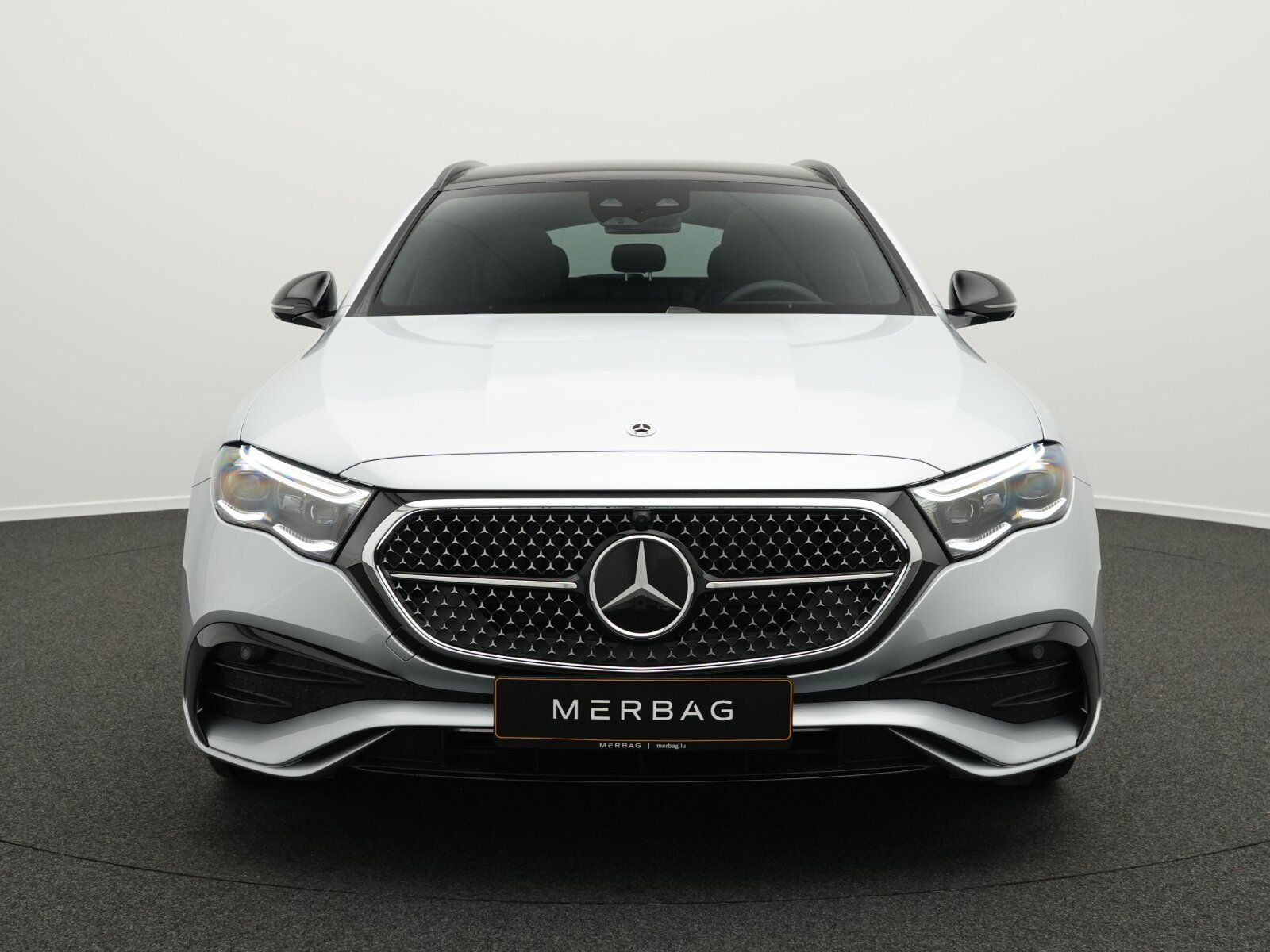 Mercedes-Benz E 220 d T-Modell imagem 2