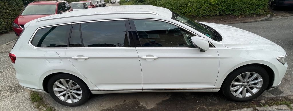 Image of Volkswagen Passat Variant