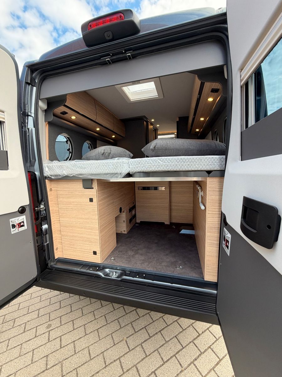Fahrzeugabbildung Malibu Van charming GT skyview 640 LE