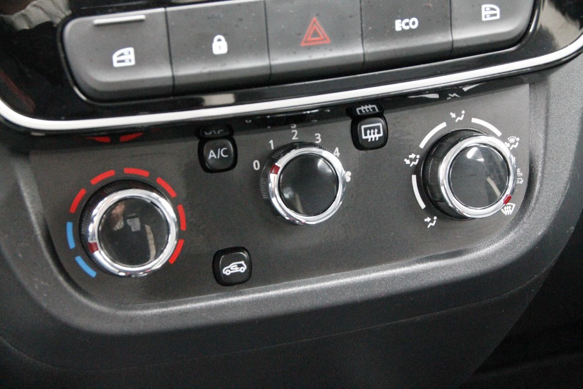 Fahrzeugabbildung Dacia Spring Essential