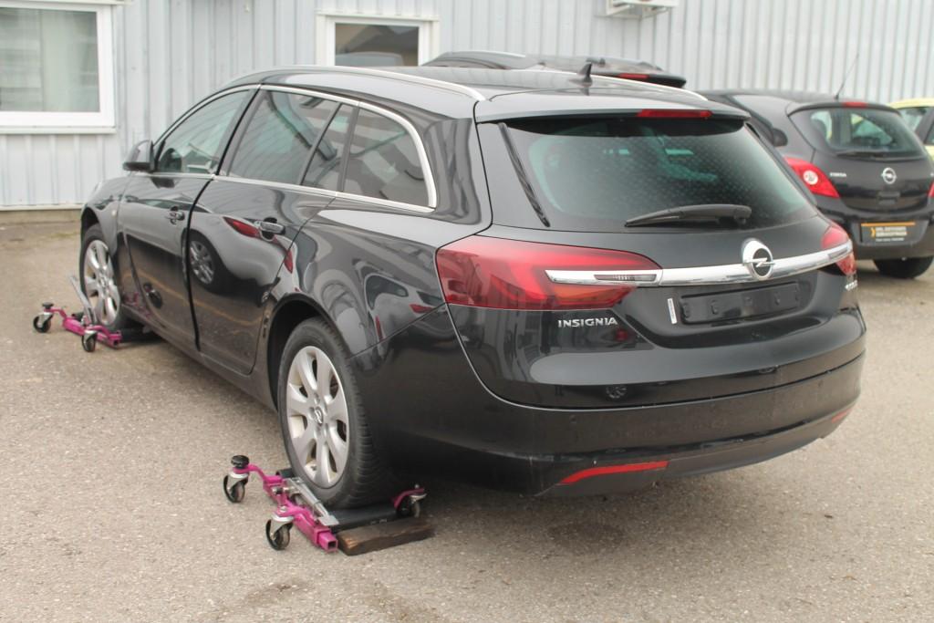 Opel INSIGNIA ST CDTI INNOVATION DIEBSTAHLSCHADEN,
