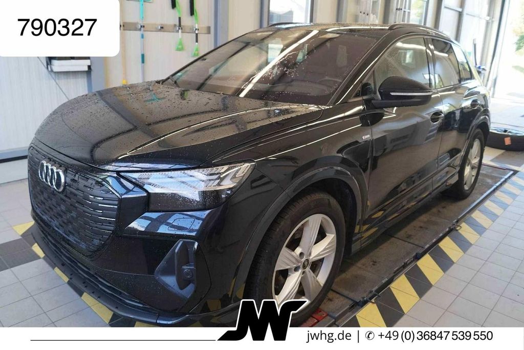 Image of Audi Q4