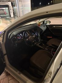 Volkswagen Golf - 7