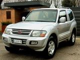 Mitsubishi MITSUBISHI PAJERO 2.5D 4x4-Gancio-Trattabile-200 - gebrauchte Mitsubishi Pajero aus dem Jahr 2002