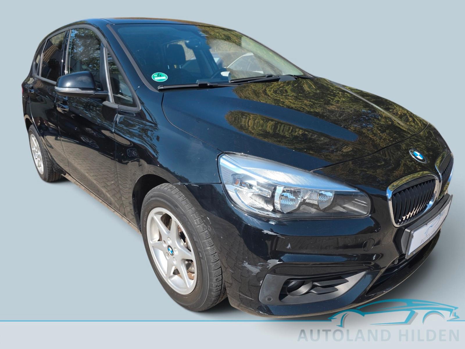 BMW 218i Active Tourer Benziner 6 Gang/Navi/PDC