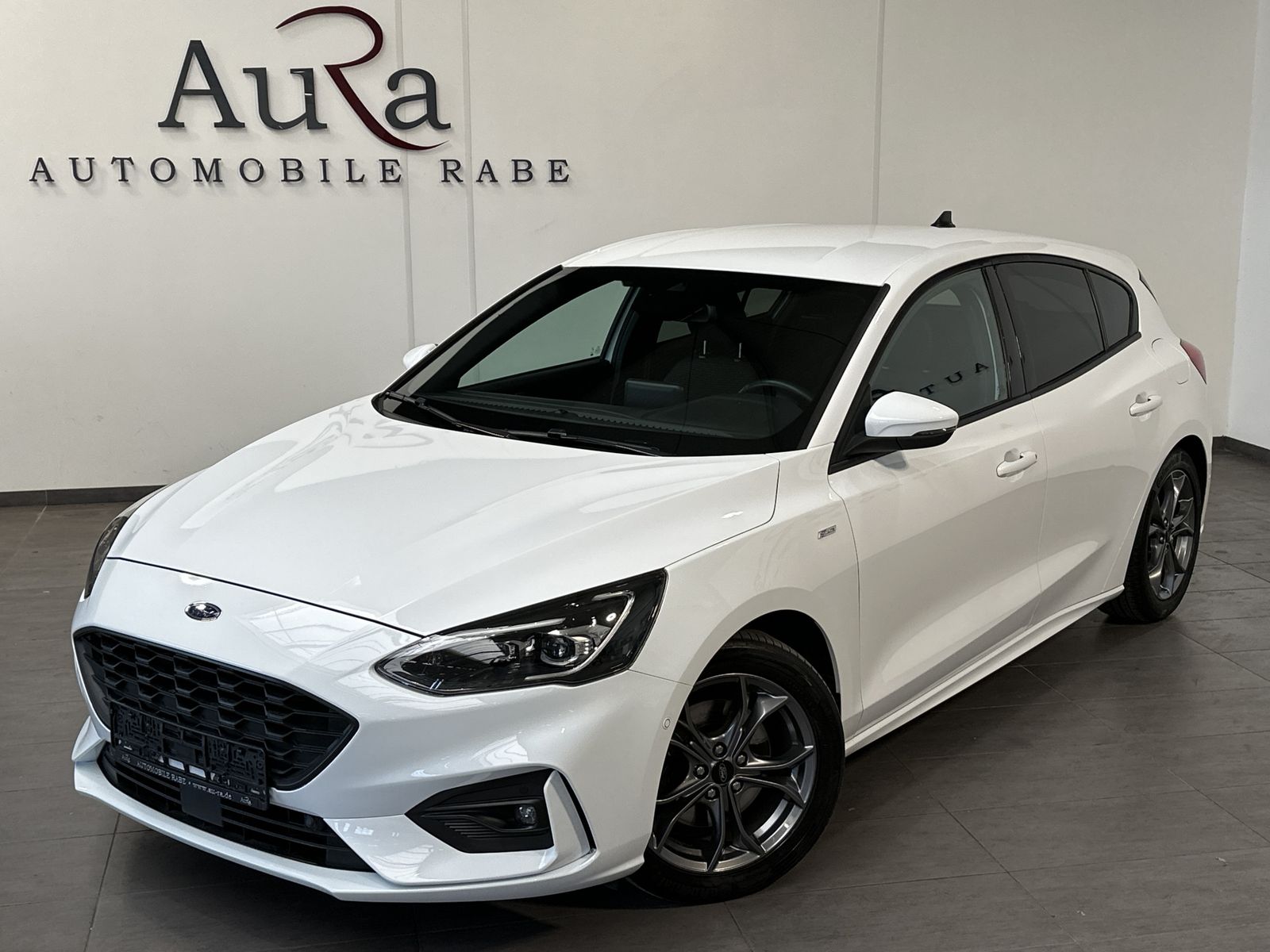 Fahrzeugabbildung Ford Focus 2.0 EB Aut. ST-Line NAV+LED+AHK+ACC+KAMERA