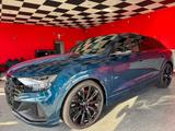 Audi SQ8 4.0 TFSI quattro - blaue Audi SQ8