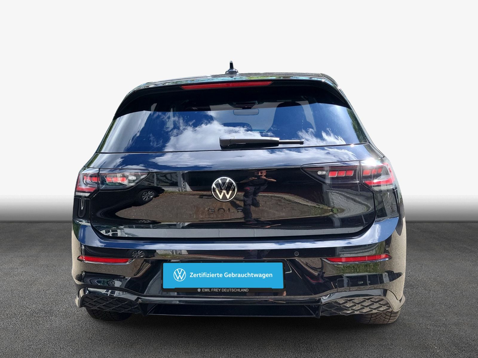 Volkswagen Golf VIII R-Line 2,0 l TDI DSG Kamera Black Styl foto 4