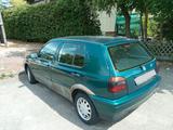 Volkswagen VW Golf 3 - Volkswagen Golf aus 1997 mit Benzin-Antrieb: Kombi