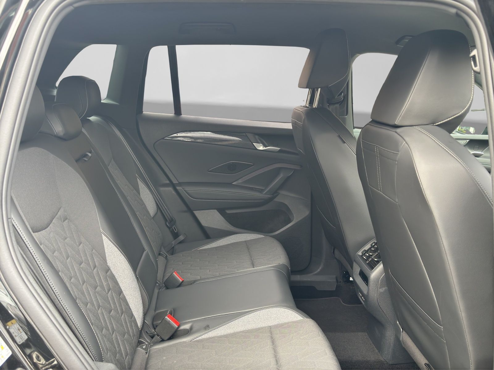 Volkswagen Tiguan - Bild 6