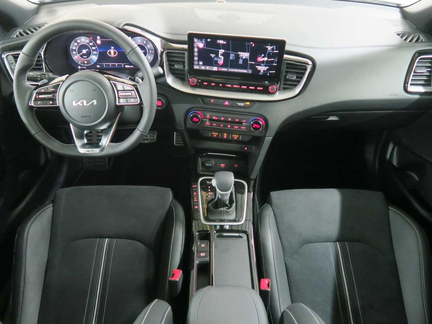 Kia Ceed Sportswagon 1.5 T-GDI DCT7 OPF GT Line!