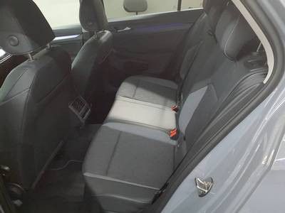 Volkswagen Golf - Bild 8
