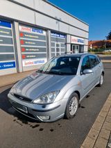 Ford Focus 1.6 Ghia Ausstattung Benzin Aut... - Ford: Ausstattung Ghia