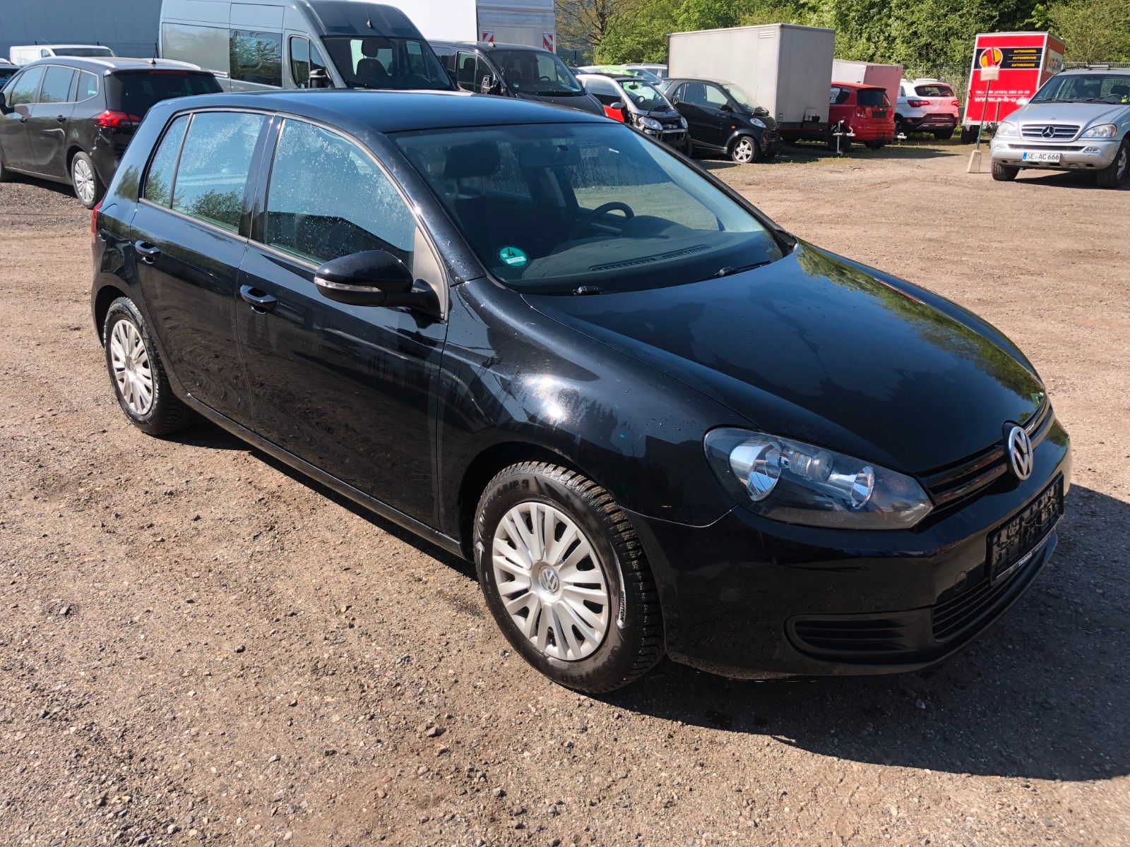 Fahrzeugabbildung Volkswagen Golf VI Trendline leichter Blechschaden