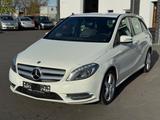 Mercedes-Benz B 200 CDI *XENON*NAVI*PDC*TOP ZUSTAND*1.HAND* - Mercedes-Benz B-Klasse mit Diesel-Antrieb: Automatik