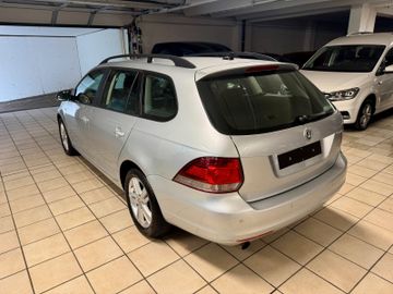 Volkswagen Golf - 8