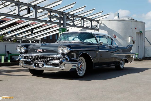 Cadillac Coupe de Ville Series 62
