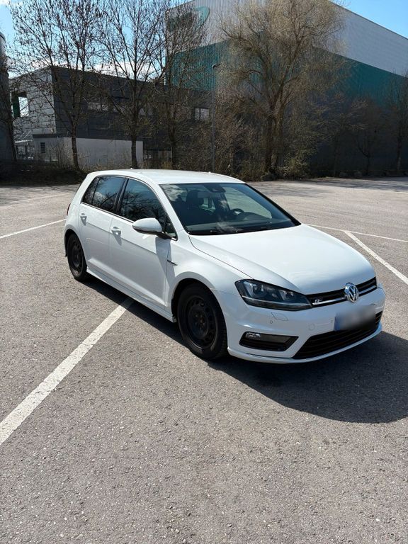 Image of Volkswagen Golf