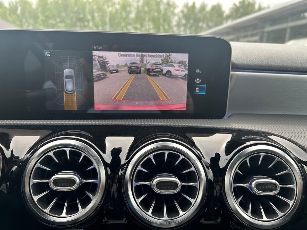 Fahrzeugabbildung Mercedes-Benz A 200 Night Totwi. Navi SHZ LED Ambie. RDK