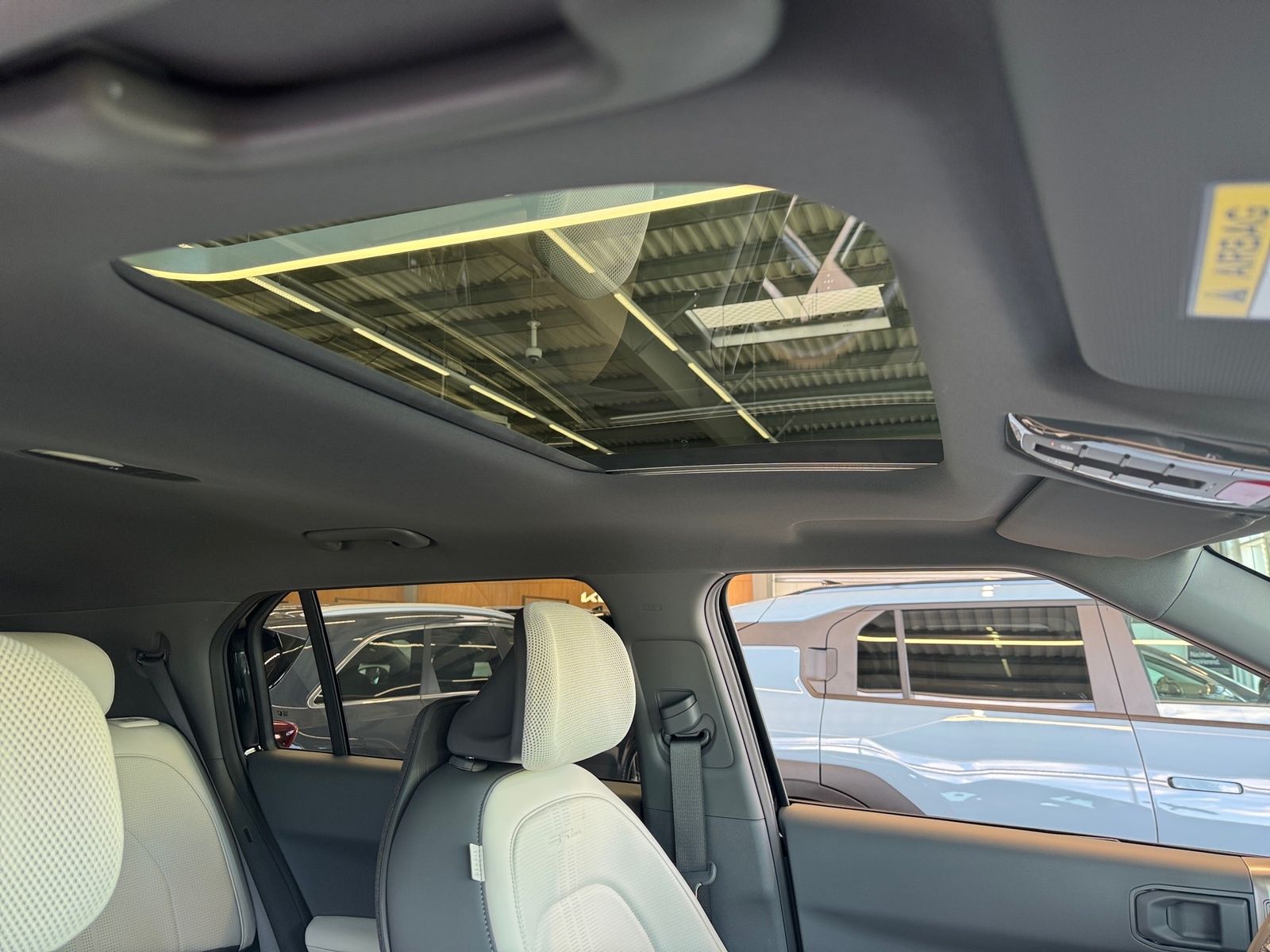 Fahrzeugabbildung Kia EV3 81,4 KWH GTL DWP COM GD